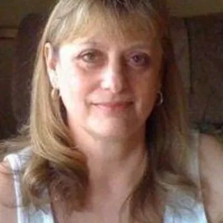Julie T.