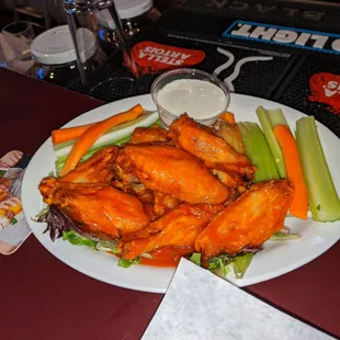 Buffalo wings 3/5