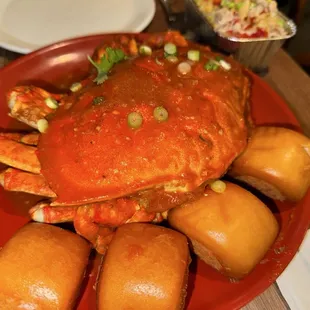 Singapore chili crab and mantou