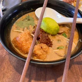 Vegan Laksa Noodle Soup Bowl