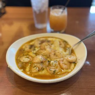 Mimi&apos;s Sassy Shrimp and Grits