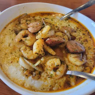 Mimi's Sassy Shrimp and Grits