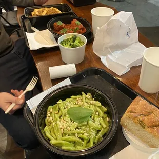 Pesto pasta and bread