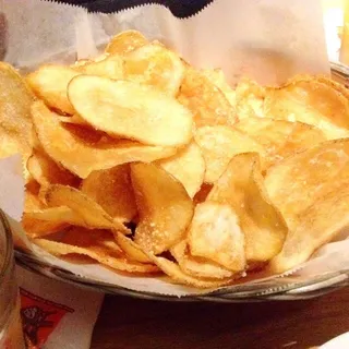 Homemade Garlic and Parmesan Chips