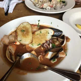 Seafood Cioppino