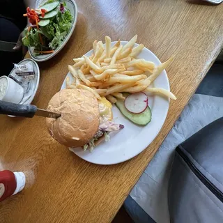 Tillamook Cheeseburger