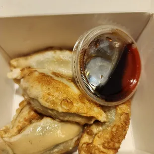 Vegetable pan fried. Wirh soy and Sriracha combo sauce