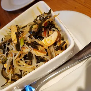 Seaweed and tofu salad, perfect appetizer for sharing.