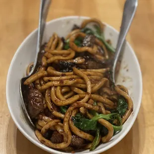 Short Rib Dan Mein