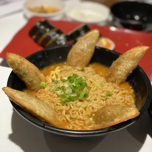 Dumpling Ramen