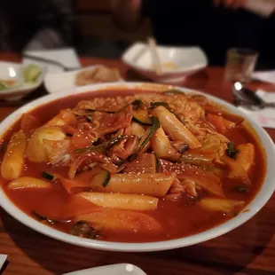 Tteokbokki with ramen