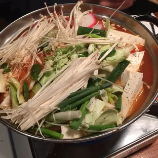 Ham and Noodle Hot Pot