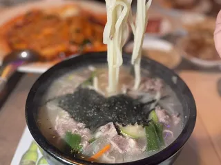 Jong Ga House