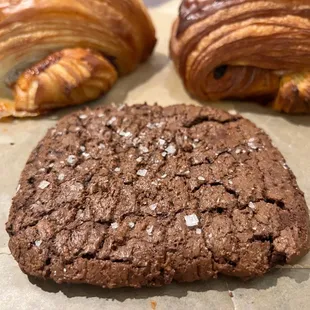 Chocolate rye cookie