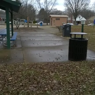 shelter, rest rooms &amp; fountain (in season)
