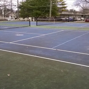 tennis courts are in good condition
