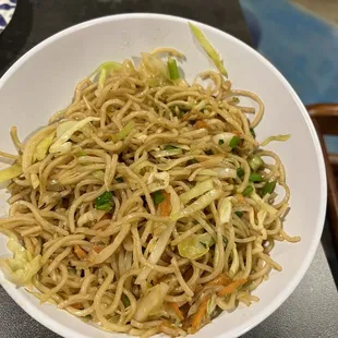Vegetable Hakka Noodles