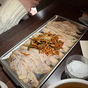 Sliced pork jowl (regular)