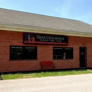 DL has a great east end location 1 mile from the Oxmoor Mall.