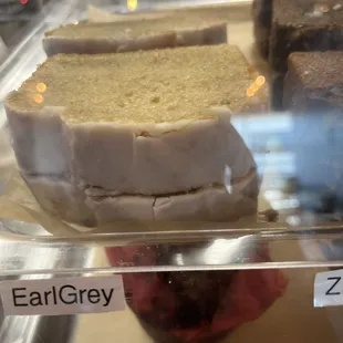 Earl grey pound cake slice
