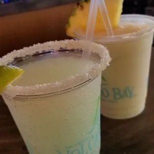 margs + piña