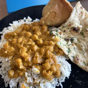Punjabi Chana, Lamb Samosa, and Garlic Naan!