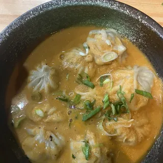 Jhol Momo Chicken