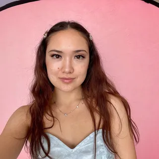 Mia C  D.