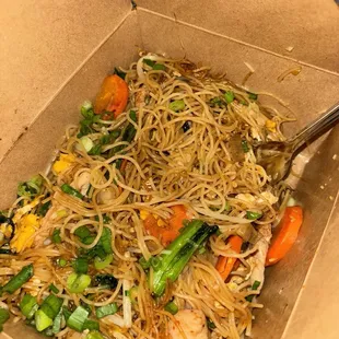 Chicken Char Bee Hoon