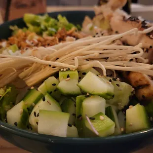 Build your own Chicken poke bowl