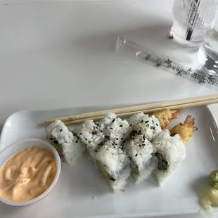 Mexican roll (no roe plus spicy mayo)