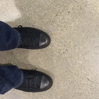 R S.