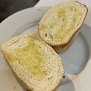 Complimentary bread