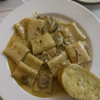 Paccheri ai Funghi Porcini