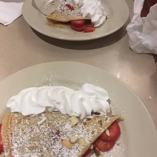 Fresh Strawberry Crepe