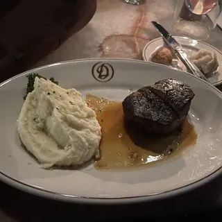 FILET MIGNON - 8 OZ