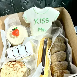 Apple, tiramisu, neapolitan, scone, eclair, cookie