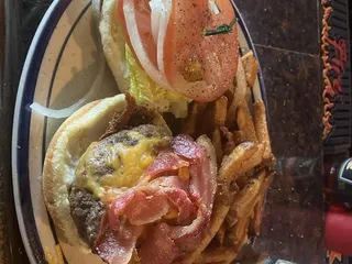 DePaola's Pub & Grill