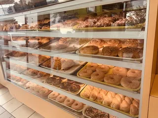 Donut Inn