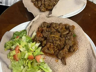 Ma'Ede Ethiopian Market and Cafe