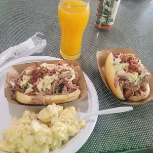 Hogg Dog and Mac n cheese