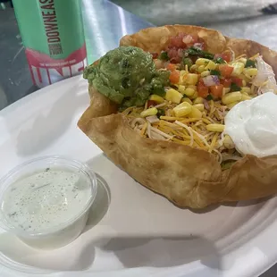 Downeast Cider House Guava Passionfruit Cider and Day Y Noche Chicken Taco Salad (food truck)