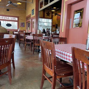 ows tables and chairs