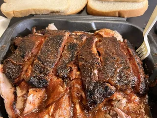 LC's Bar-B-Q