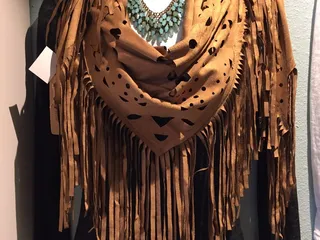 Extraordinaire Salon & Boutique