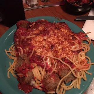 Baked Spaghetti & Meatballs