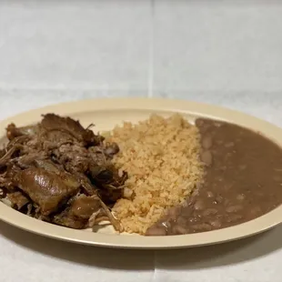 Carnitas combination plate