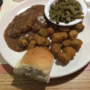 Country style steak plate!