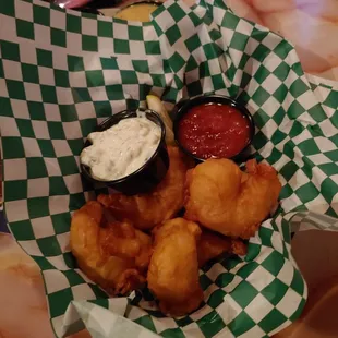 Shrimp in the seafood basket