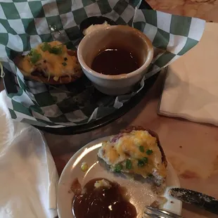 Sheppies Appetizer w/brown gravy